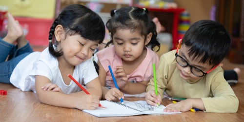 Kapan Anak Masuk Sekolah PAUD Yang Ideal?